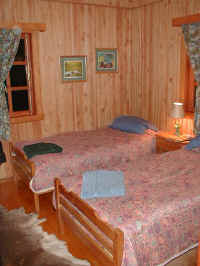 pedernal bedroom.jpg (61578 bytes)